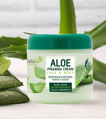 Premium magnificent Canarian Aloe Vera cream perfect for hydrating and soothing the skin, preventing dryness, and keeping it soft and cared for.